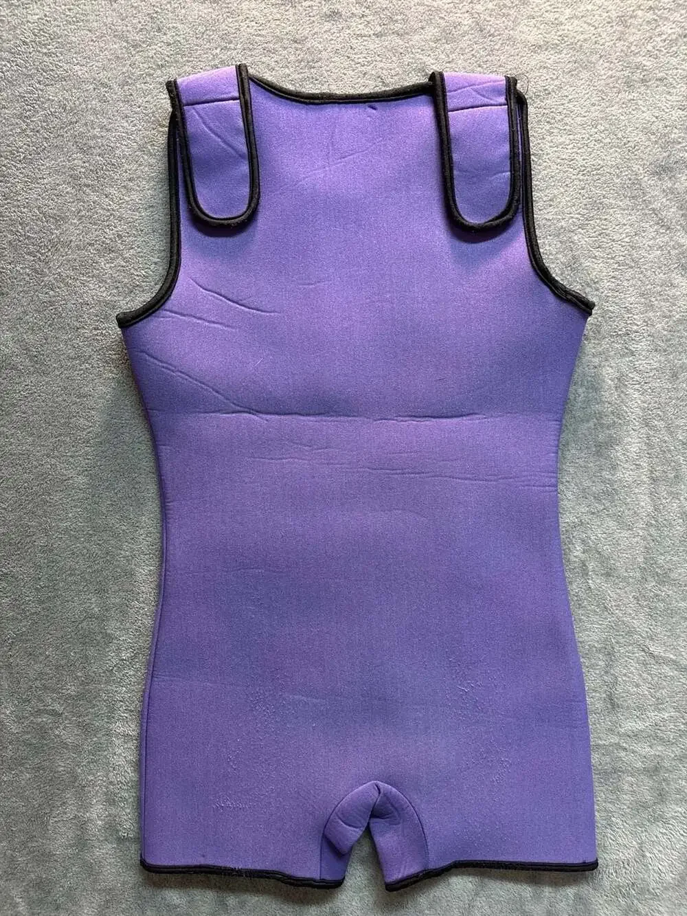 Warm Body Children's Wetsuit, size L. Vintage Y2K Vintage